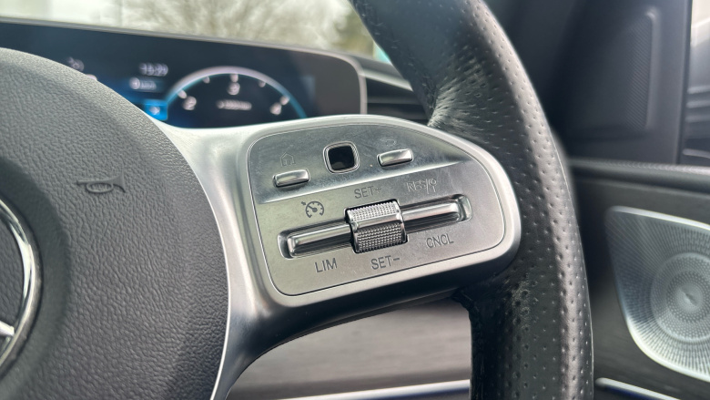 Mercedes-Benz GLE 300d 4Matic AMG Line Prem Plus 5dr 9G-Tronic Diesel Estate